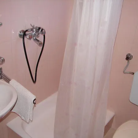 Apartament Eddie *